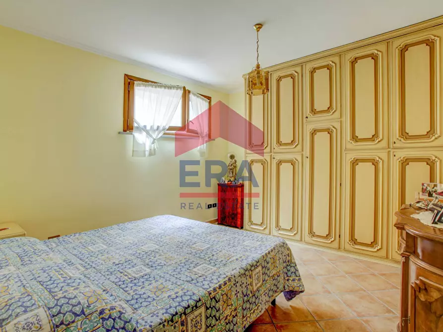 Immagine 25 di Villa in vendita  in VIA DEL MARE 171 a Ardea