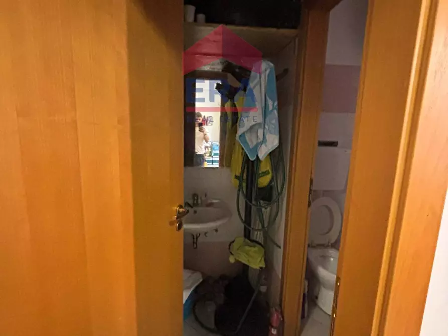 Immagine 6 di Appartamento in vendita  in Via Luigi Biolchini 23 a Roma