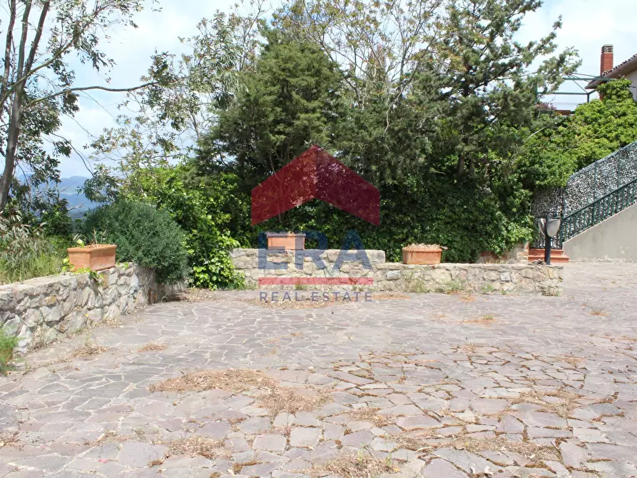 Immagine 12 di Agriturismo in vendita  in contrada portelle a Gangi
