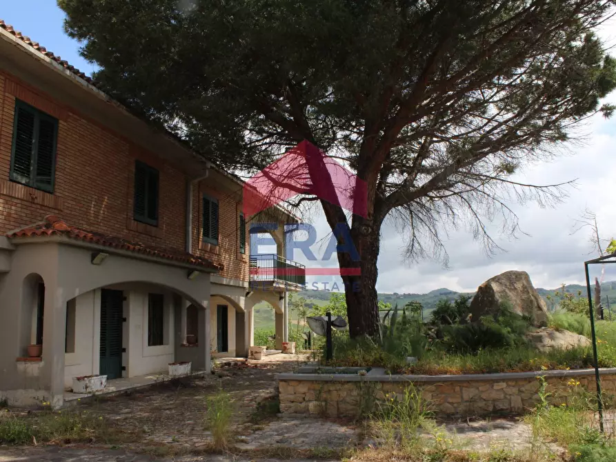 Immagine 4 di Agriturismo in vendita  in contrada portelle a Gangi