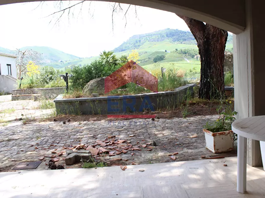 Immagine 78 di Agriturismo in vendita  in contrada portelle a Gangi