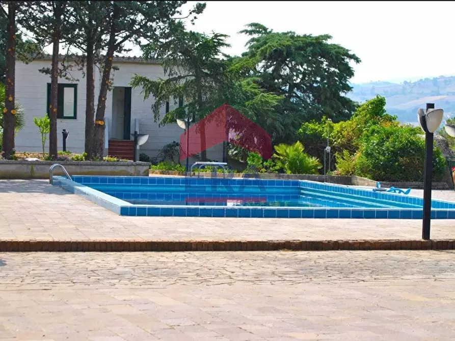Immagine 94 di Agriturismo in vendita  in contrada portelle a Gangi