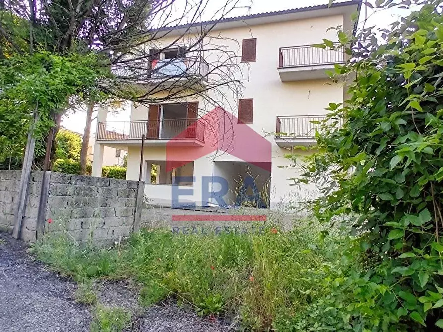 Immagine 10 di Villa in vendita  in via luigi biagioni a Bomarzo