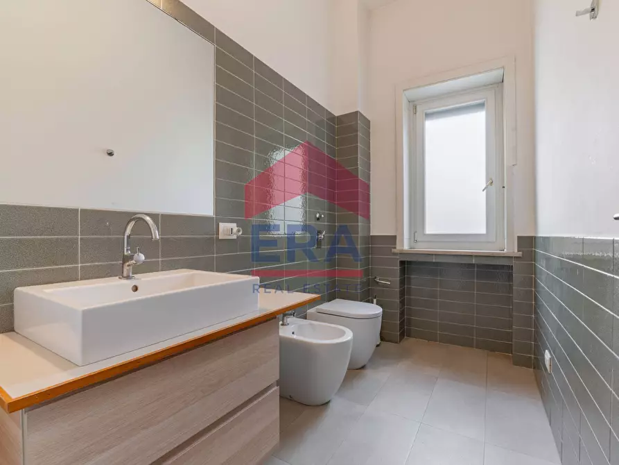 Immagine 22 di Appartamento in affitto  in Via Francesco Crispi 5 a Milano