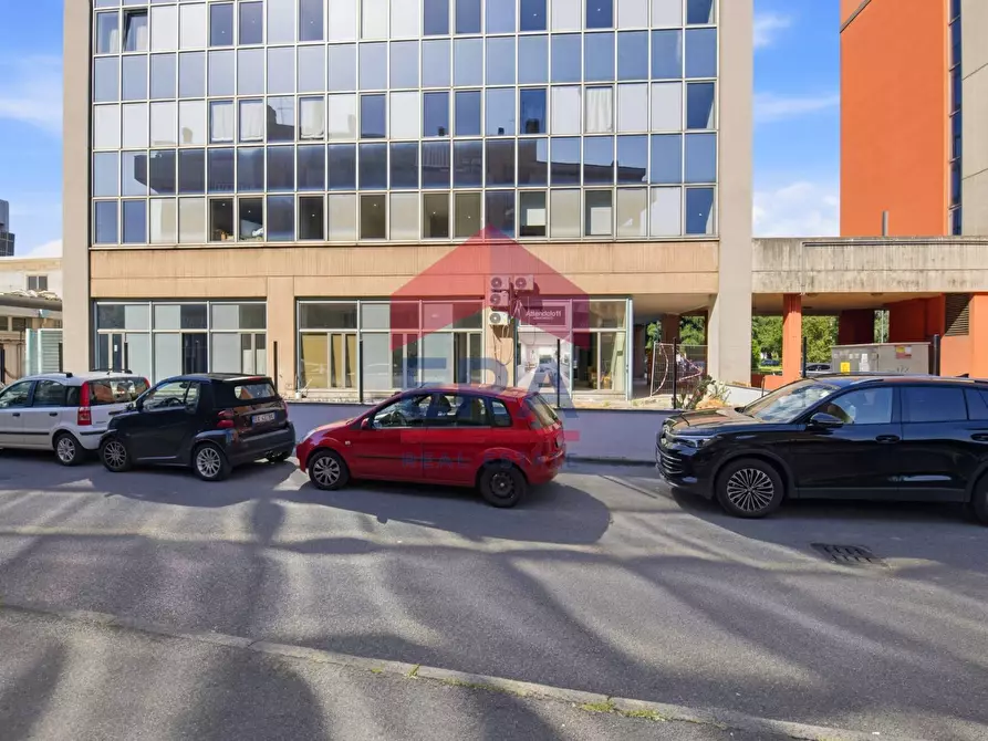 Immagine 2 di Appartamento in vendita  in Via Muzio Attendolo Detto Sforza 11 a Milano