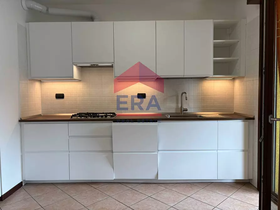 Immagine 4 di Appartamento in affitto  in Via Angelo Scarsellini 17 a Milano