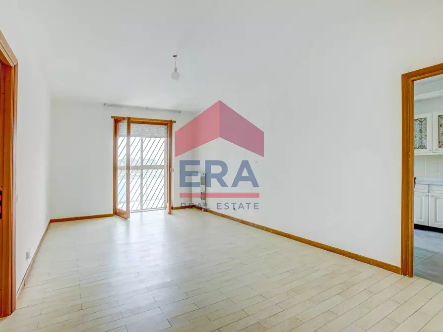 Immagine 4 di Appartamento in vendita  in Via Vittorio Maria Butera 5 a Roma