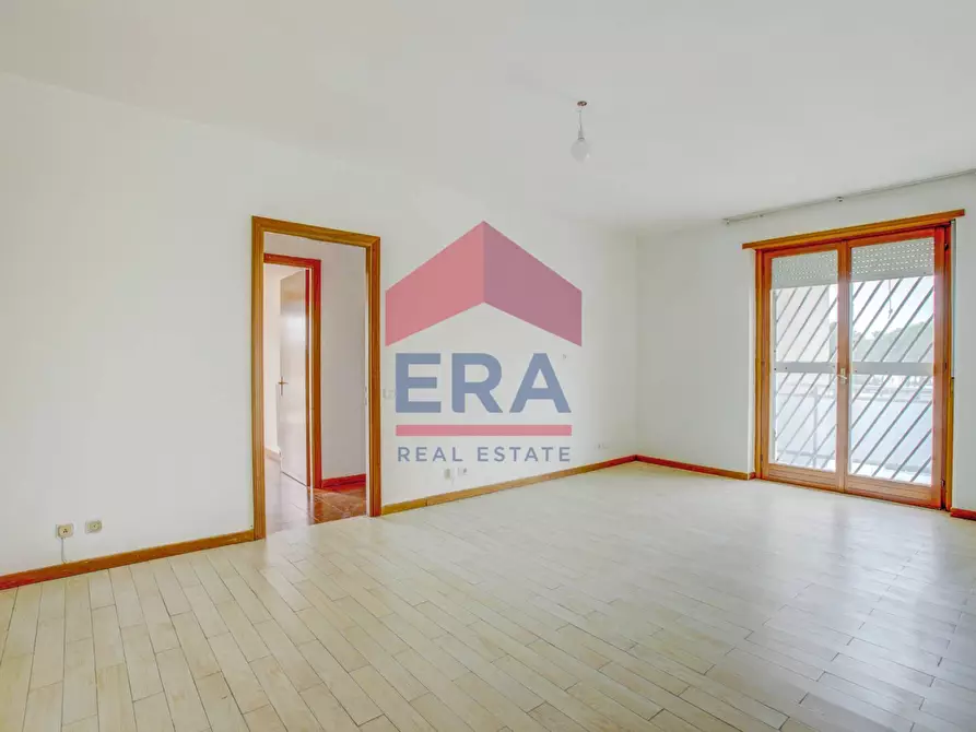 Immagine 5 di Appartamento in vendita  in Via Vittorio Maria Butera 5 a Roma
