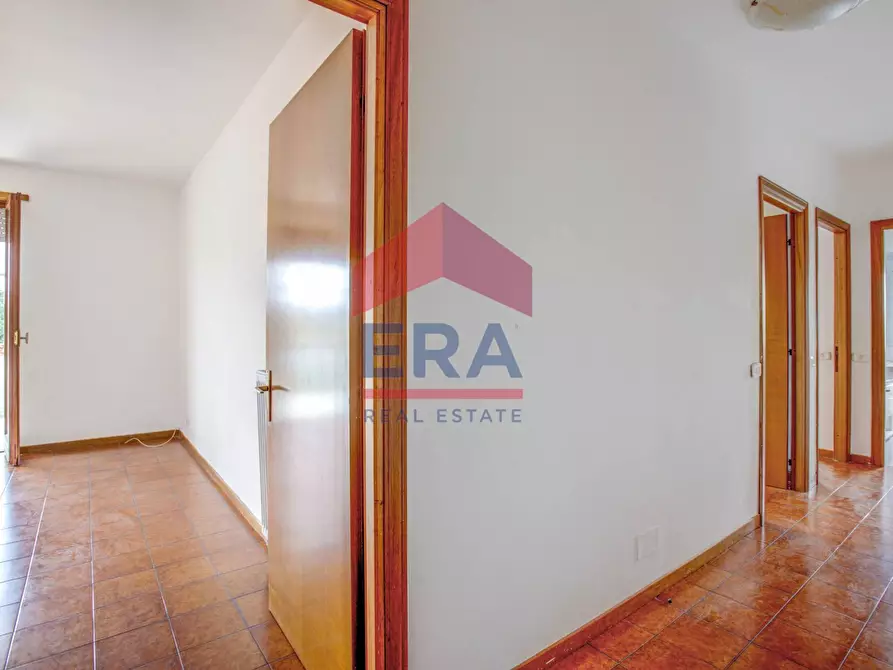 Immagine 8 di Appartamento in vendita  in Via Vittorio Maria Butera 5 a Roma