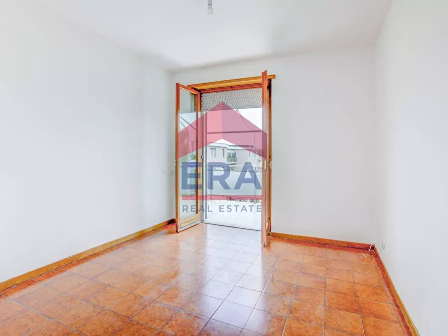 Immagine 9 di Appartamento in vendita  in Via Vittorio Maria Butera 5 a Roma