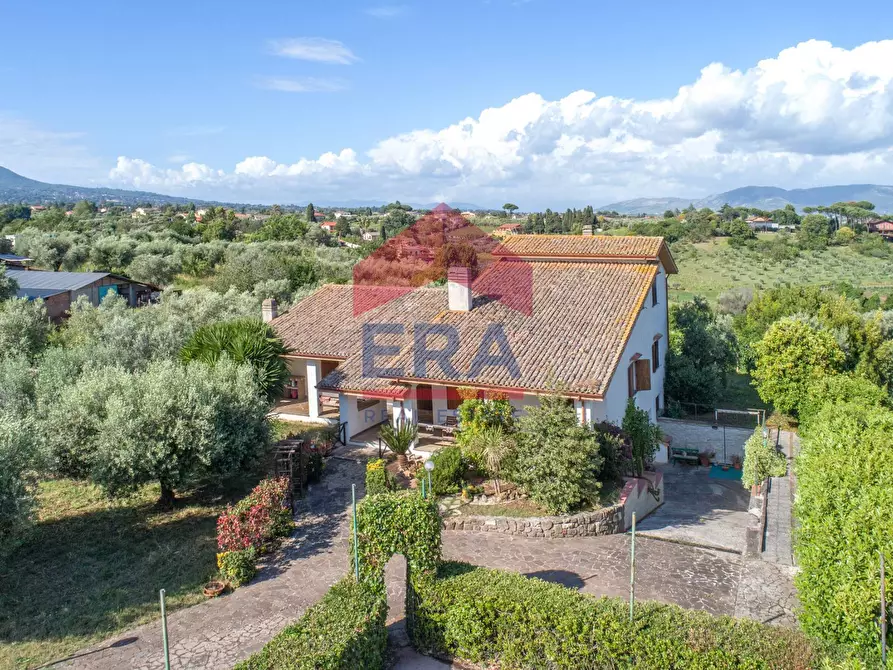 Immagine 5 di Villa in vendita  in Via  di Colle Perino a Velletri