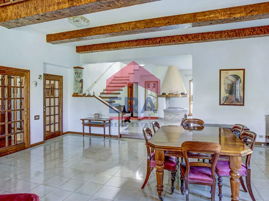 Immagine 14 di Villa in vendita  in Via  di Colle Perino a Velletri