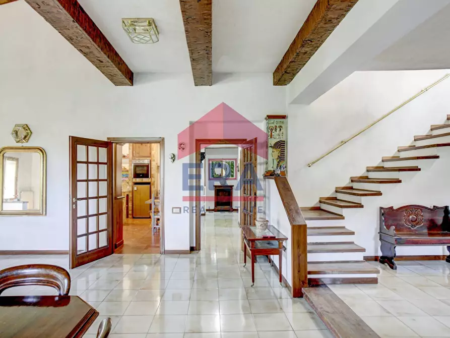 Immagine 21 di Villa in vendita  in Via  di Colle Perino a Velletri