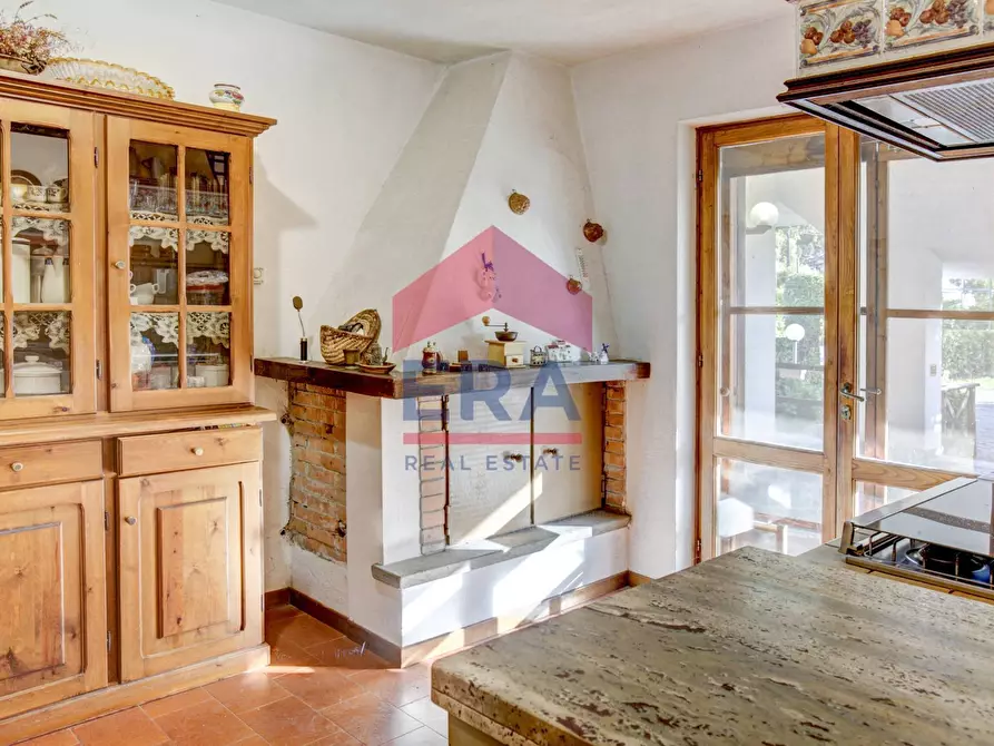 Immagine 32 di Villa in vendita  in Via  di Colle Perino a Velletri