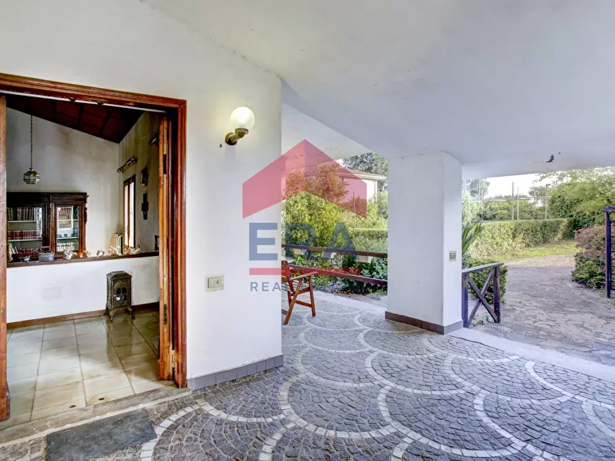 Immagine 12 di Villa in vendita  in Via  di Colle Perino a Velletri