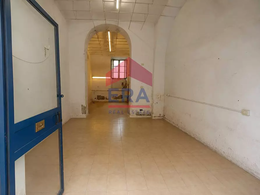 Immagine 3 di Locale commerciale in affitto  in Via Brescia 18 a Roma