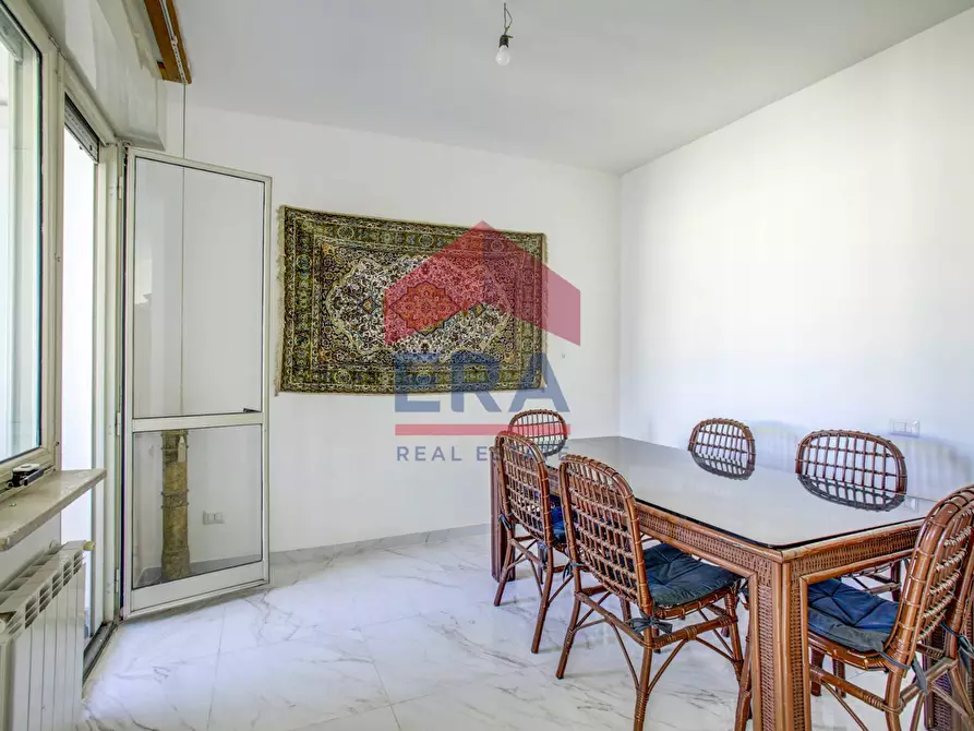 Immagine 10 di Appartamento in vendita  in Largo Valerio Bacigalupo 32 a Roma