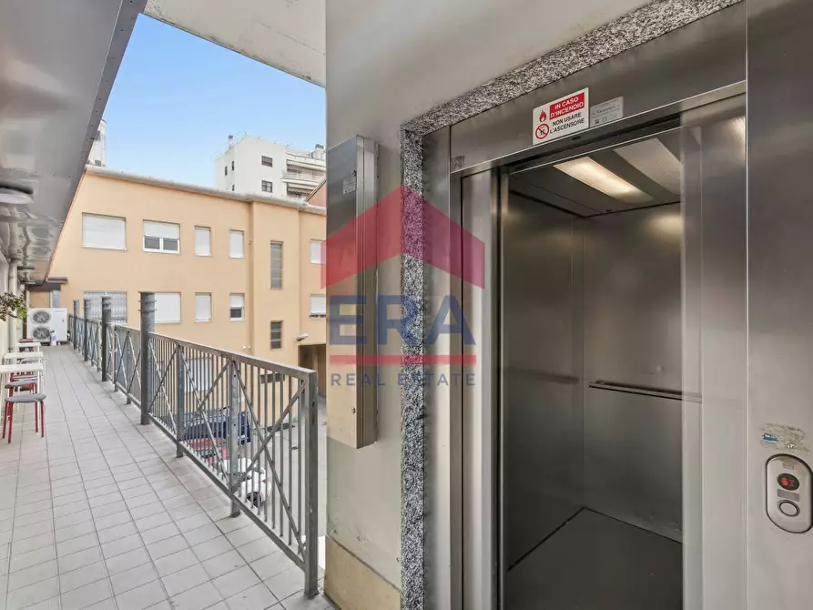 Immagine 5 di Locale commerciale in vendita  in Via Fortezza 13 a Milano
