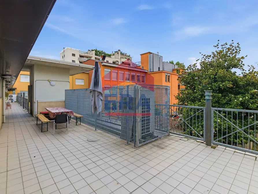 Immagine 7 di Locale commerciale in vendita  in Via Fortezza 13 a Milano