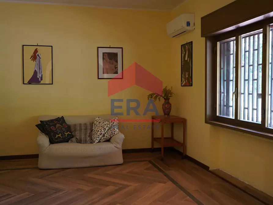 Immagine 13 di Villa in vendita  in via archimede 1 a Pedara