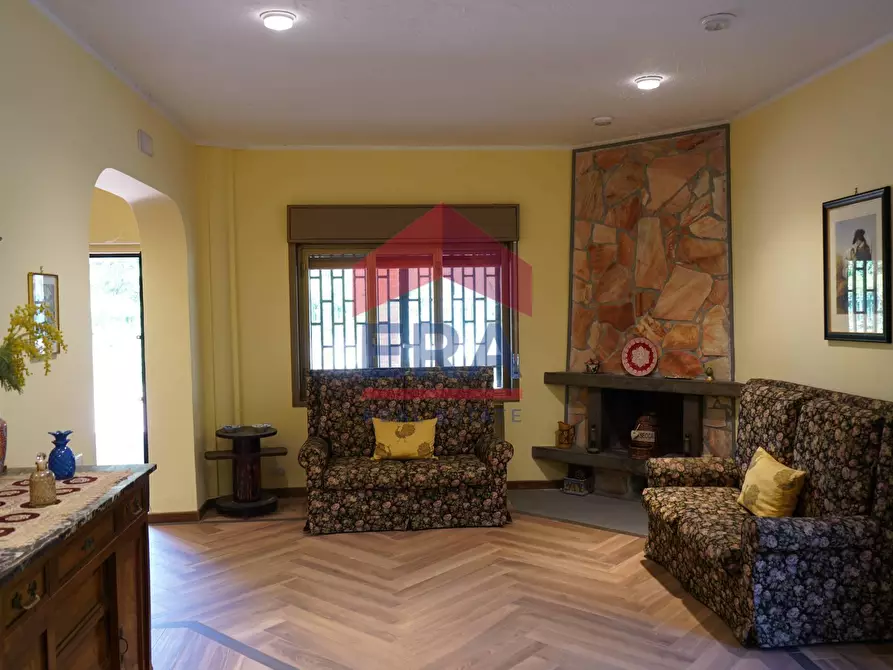 Immagine 16 di Villa in vendita  in via archimede 1 a Pedara