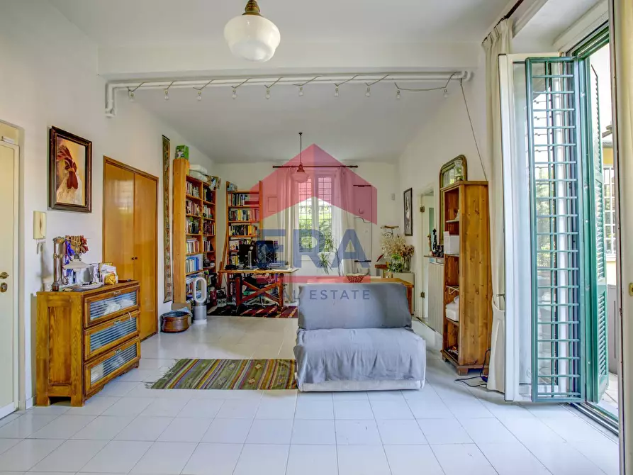 Immagine 4 di Appartamento in vendita  in Via Spluga 39 a Roma