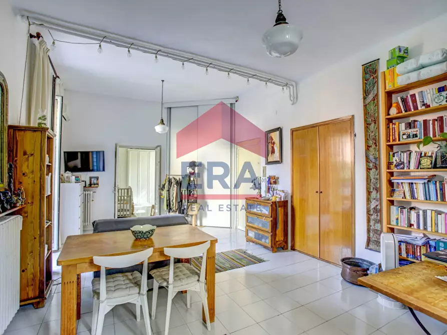 Immagine 8 di Appartamento in vendita  in Via Spluga 39 a Roma