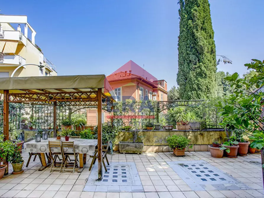 Immagine 17 di Appartamento in vendita  in Via Spluga 39 a Roma