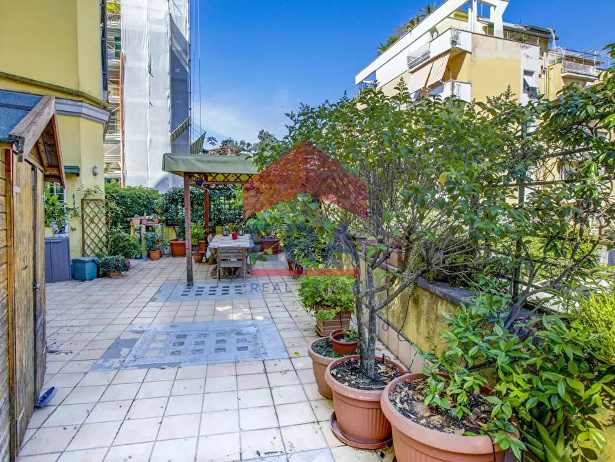 Immagine 19 di Appartamento in vendita  in Via Spluga 39 a Roma