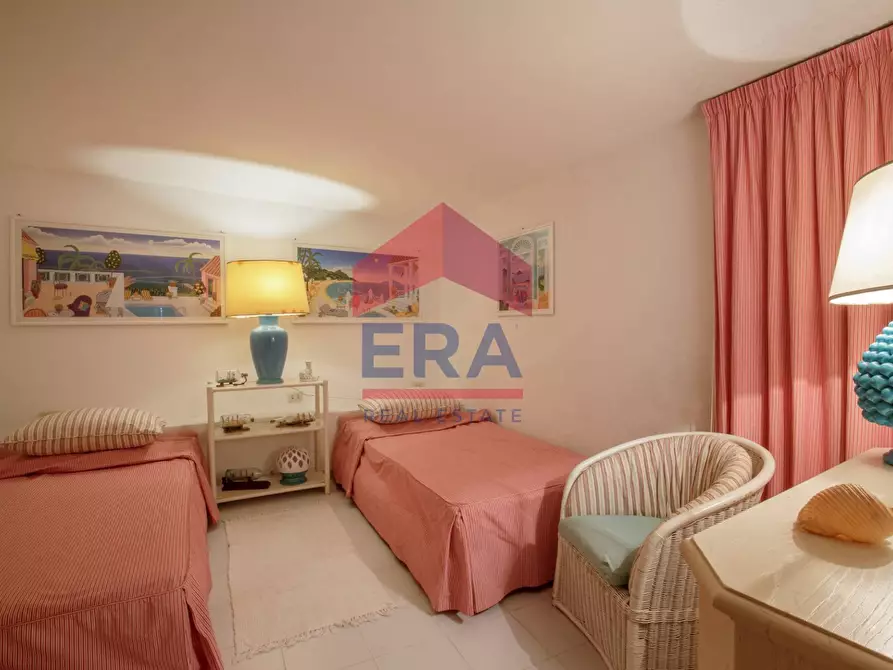 Immagine 21 di Villa in vendita  in Via Giancos snc a Ponza