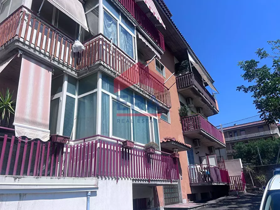 Immagine 2 di Appartamento in vendita  in via finocchiari 121 a Aci Catena