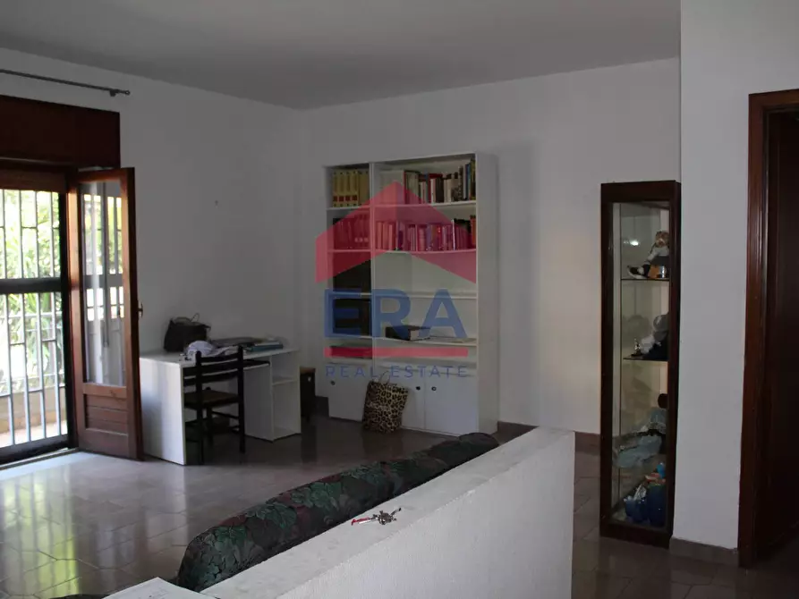 Immagine 3 di Appartamento in vendita  in via paolo vasta 5 a Aci Sant'antonio