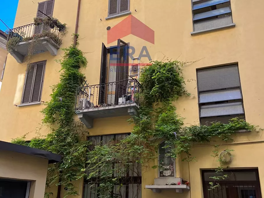 Immagine 23 di Appartamento in affitto  in via melzo a Milano