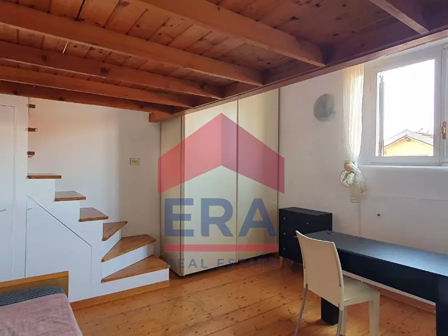 Immagine 24 di Appartamento in affitto  in via melzo a Milano