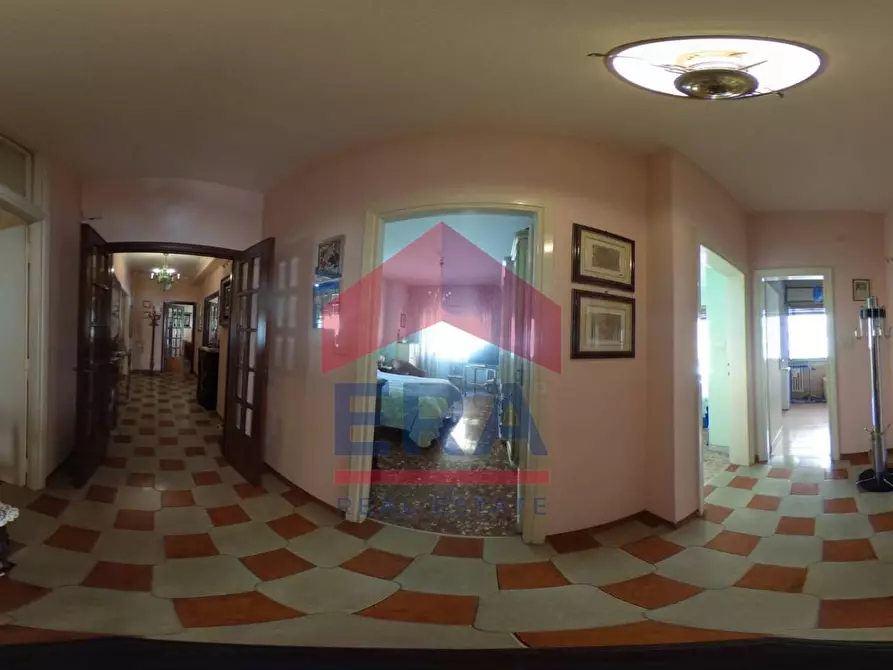 Immagine 25 di Appartamento in vendita  in via VETURIA 32 a Roma