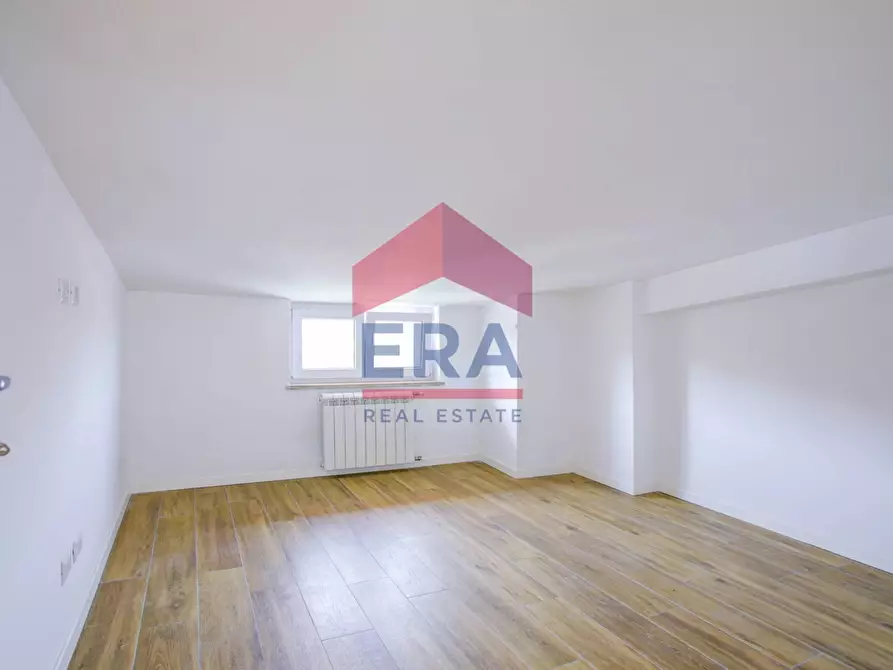 Immagine 19 di Appartamento in vendita  in Via del Casale Radicelli a Roma