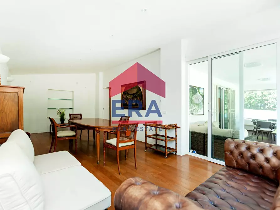 Immagine 9 di Villetta a schiera in vendita  in Via Leonardo Fibonacci 57 a Roma