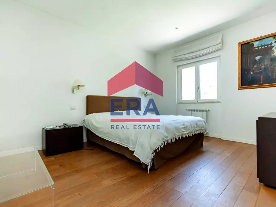 Immagine 25 di Villetta a schiera in vendita  in Via Leonardo Fibonacci 57 a Roma