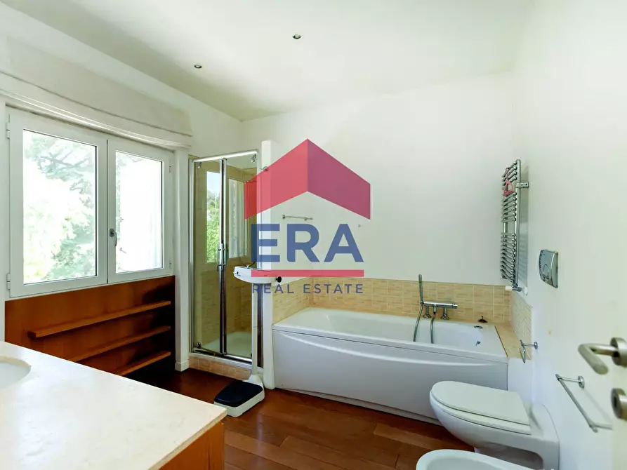 Immagine 35 di Villetta a schiera in vendita  in Via Leonardo Fibonacci 57 a Roma