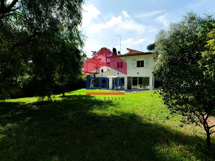 Immagine 40 di Villetta a schiera in vendita  in Via Leonardo Fibonacci 57 a Roma