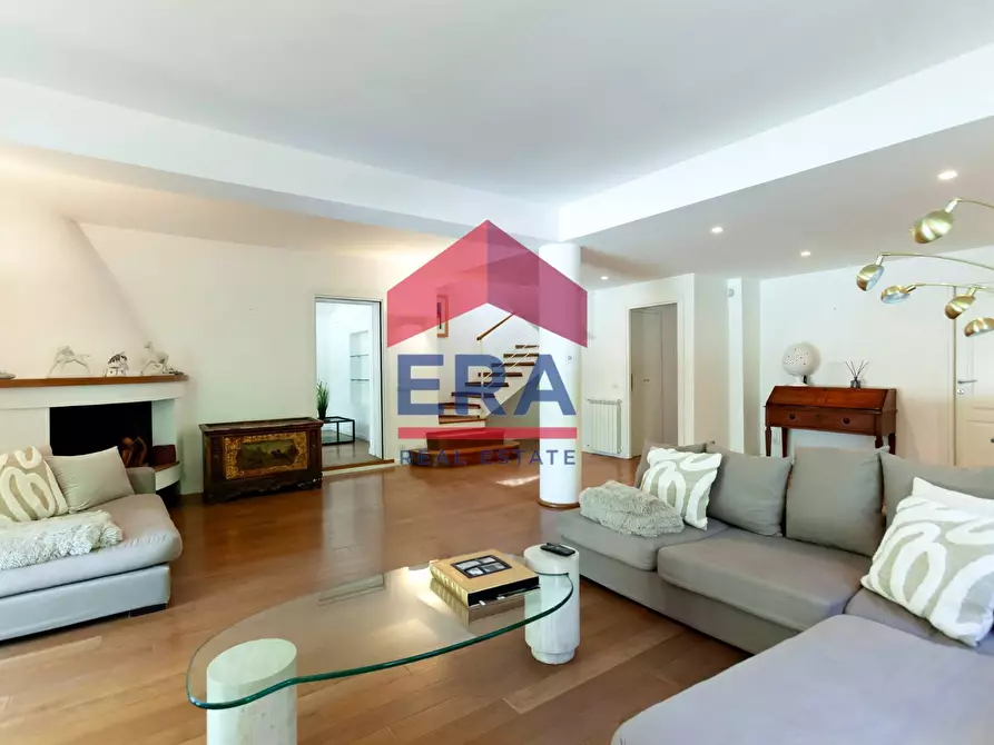 Immagine 13 di Villetta a schiera in vendita  in Via Leonardo Fibonacci 57 a Roma