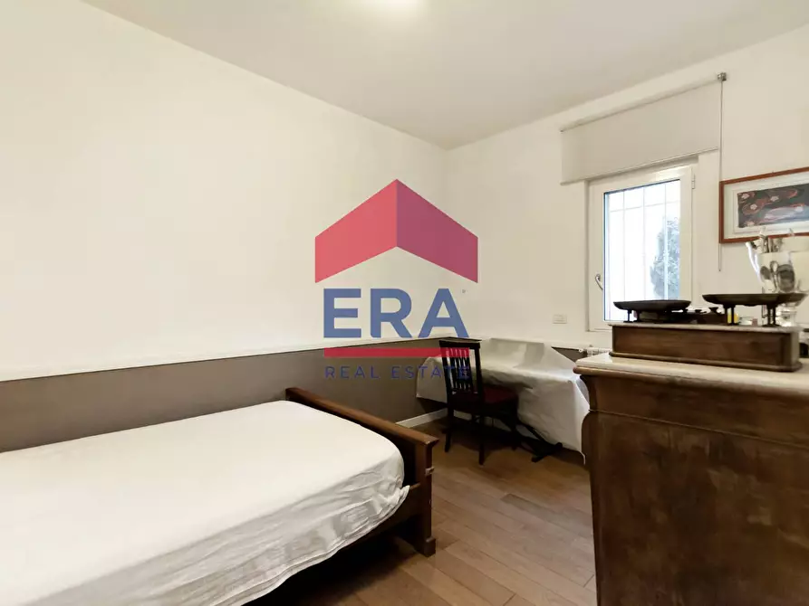 Immagine 32 di Villetta a schiera in vendita  in Via Leonardo Fibonacci 57 a Roma