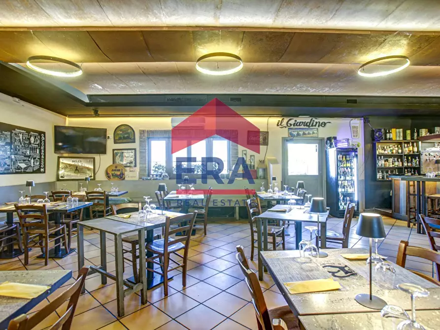 Immagine 8 di Locale commerciale in vendita  in Via di Campo Ascolano 3 a Pomezia