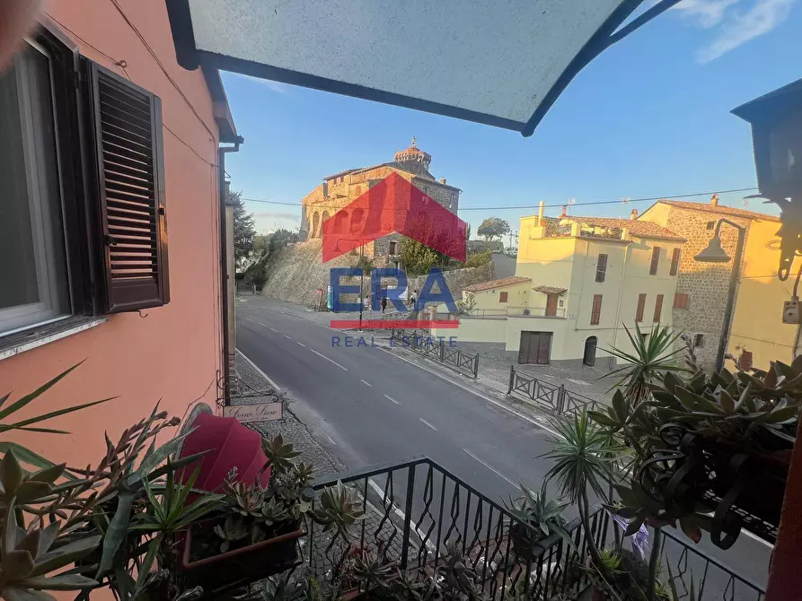 Immagine 2 di Casa semindipendente in vendita  in Via Verentana 57 a Marta