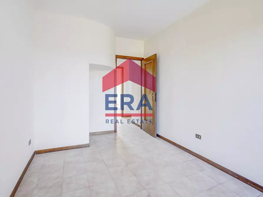 Immagine 15 di Appartamento in vendita  in Via Ezio d'Errico 45 a Roma