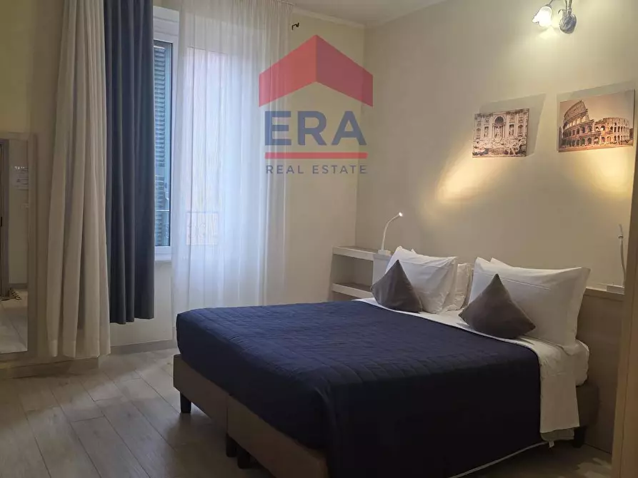 Immagine 13 di Appartamento in vendita  in Via Delle Fornaci 44 a Roma