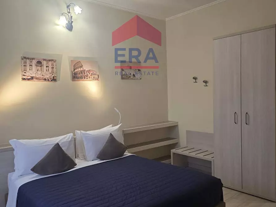 Immagine 14 di Appartamento in vendita  in Via Delle Fornaci 44 a Roma