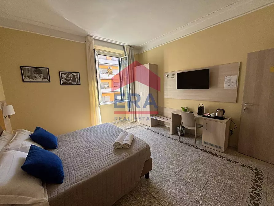 Immagine 25 di Appartamento in vendita  in Via Delle Fornaci 44 a Roma