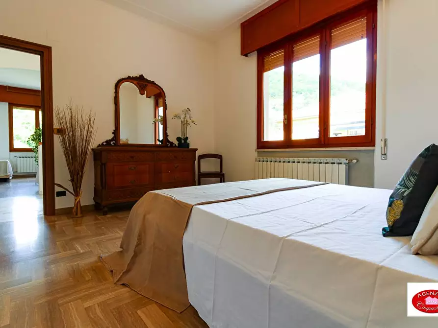 Immagine 7 di Villa in vendita  in Via Pero 116 a Varazze