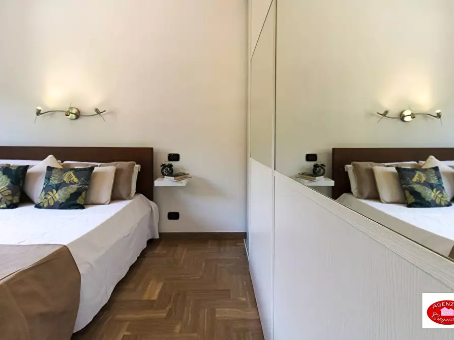 Immagine 1 di Villa in vendita  in Via Pero 116 a Varazze